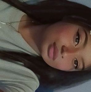 Meet your Posher, Alazae